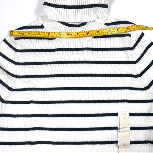 A New Day Cream Striped Long Sleeve Sweater Medium - Picture 3 of 11